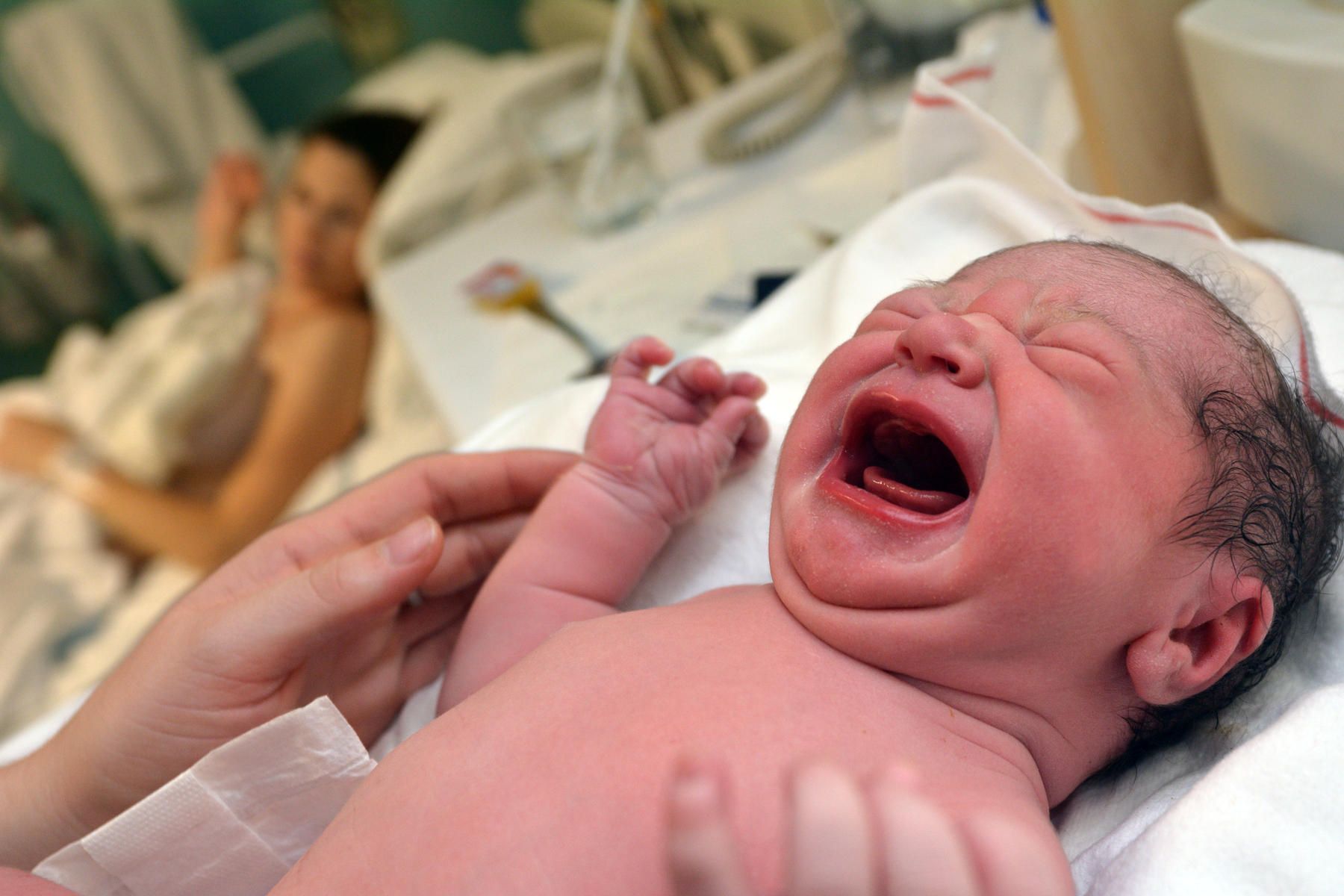 15 Medical Conditions Babies Can Inherit From The Mother