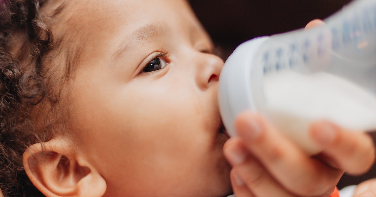 3 Things That Happen When You Give Your Baby Cold Breast Milk