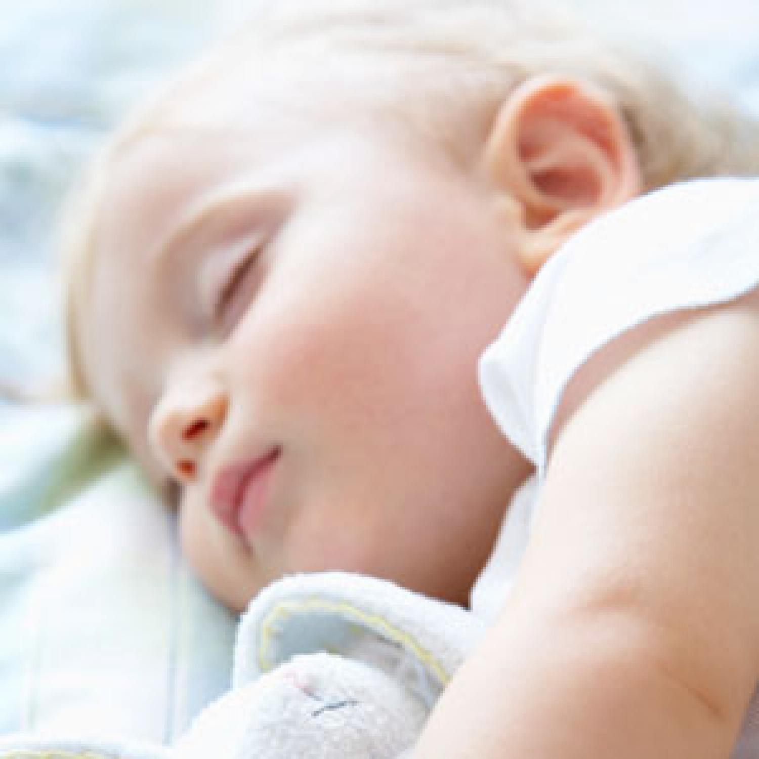 4 Ways to Help Baby Sleep Anywhere