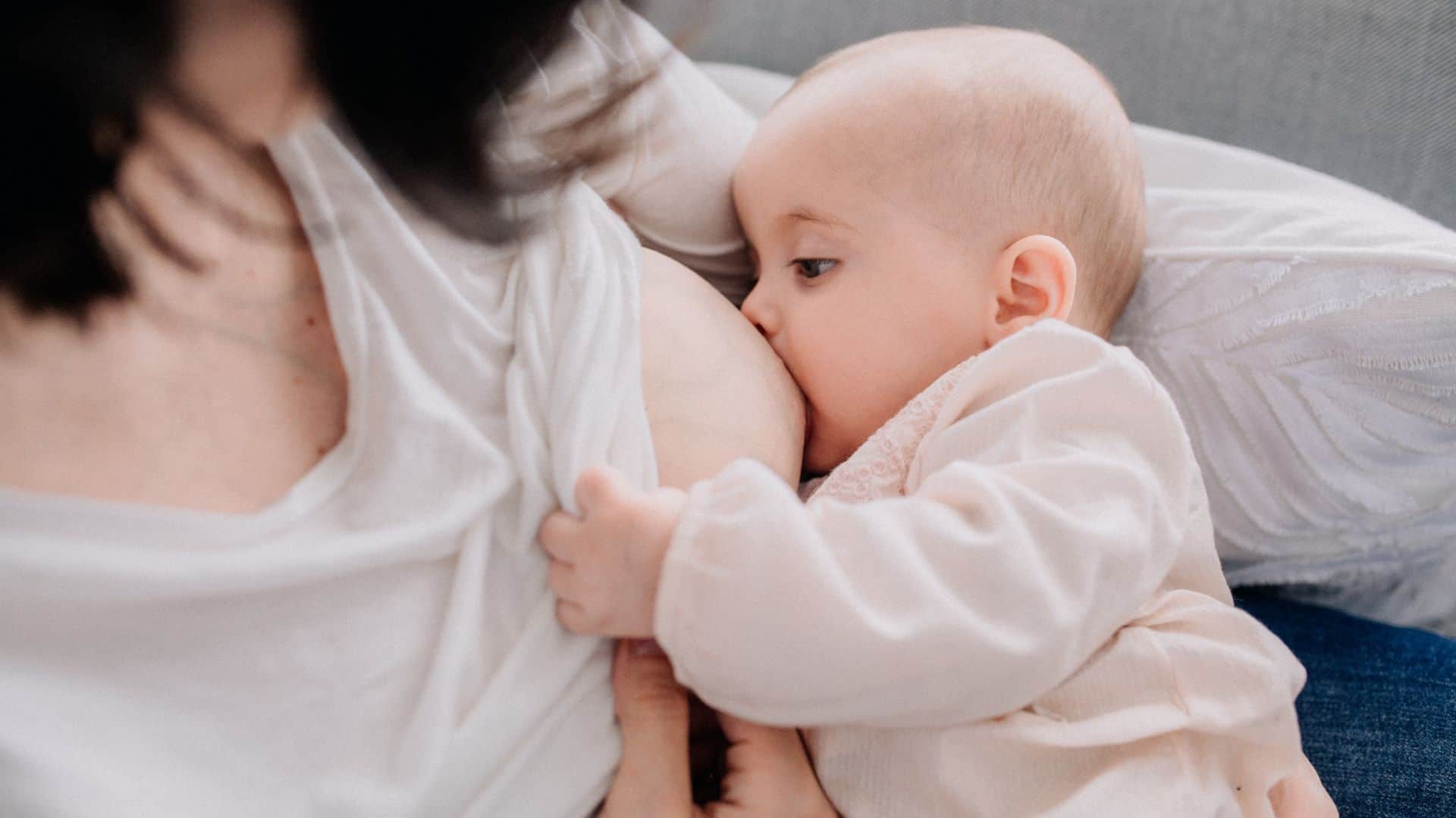 9 Steps to Achieving The Perfect Breastfeeding Latch