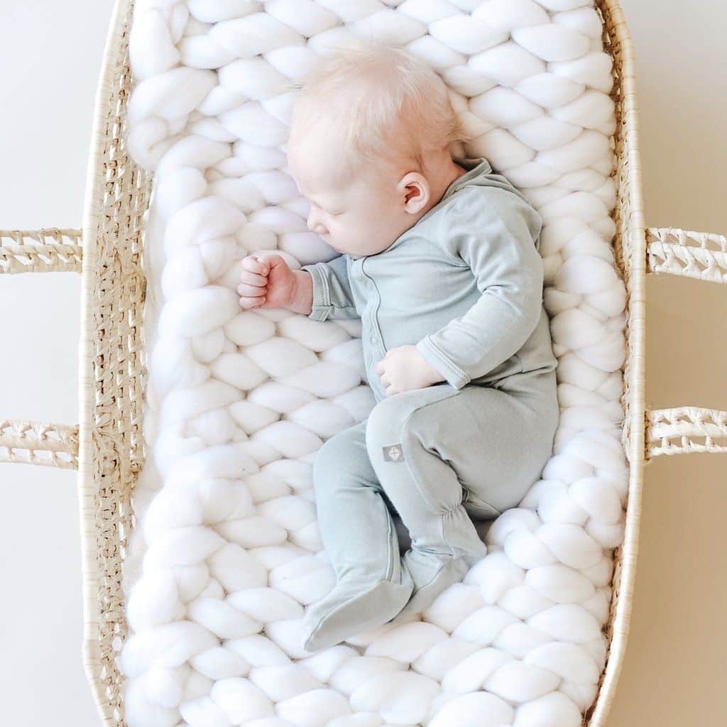 Baby Sleeping on the Side: Myth Every Parent Needs to Know! in 2020 ...