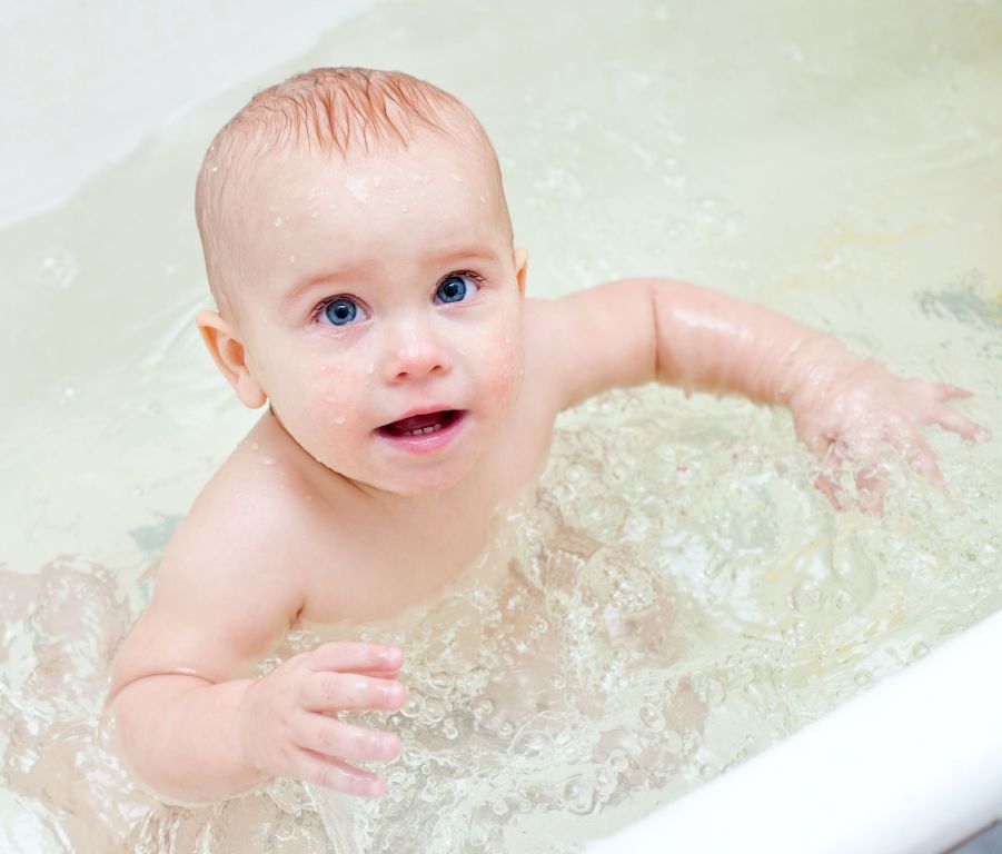 Bath, Relax and Nurture Your Baby