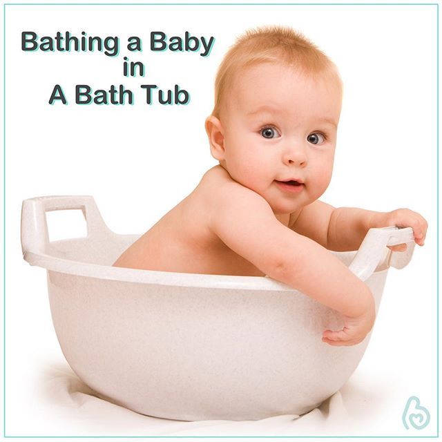 Bathing a baby in a bath tub After the umbilical cord stump dries up ...