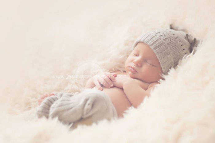 DIY Newborn Photography Props