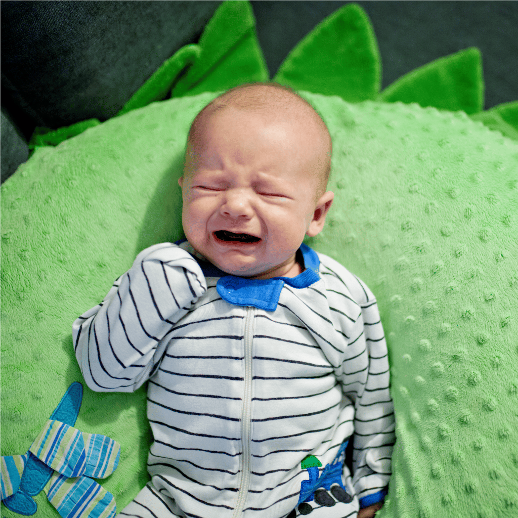 Fussy baby crying and tips to make the baby happy