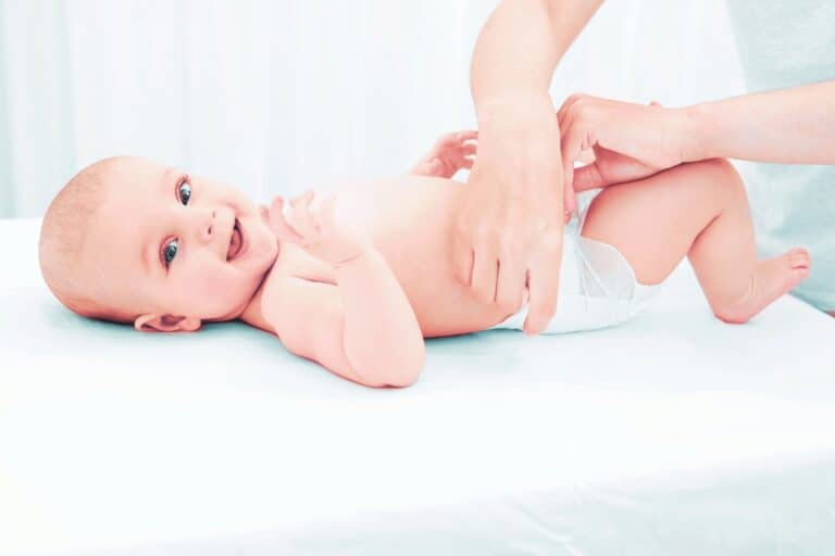 How Long Does A Baby Stay In Newborn Diapers? » Maternity ...