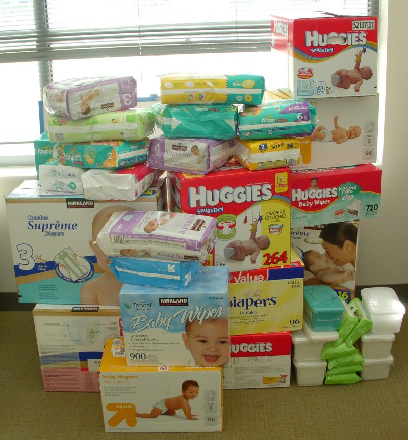 How Many Wipes And Diapers Does A Baby Use Per Month And Year