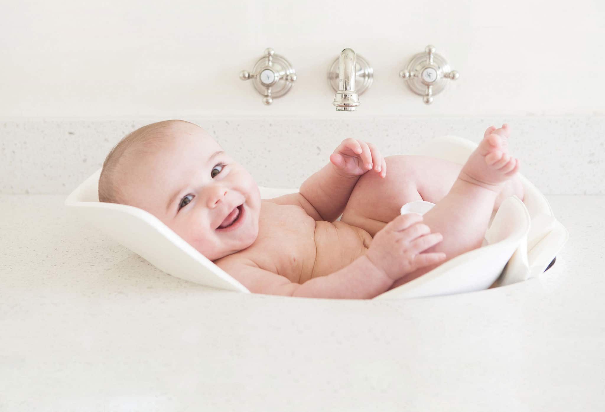How Often Should You Bathe a Baby (With images)