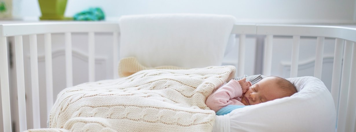 How to Get Your Baby to Sleep in a Crib Faster: 5 Surefire ...