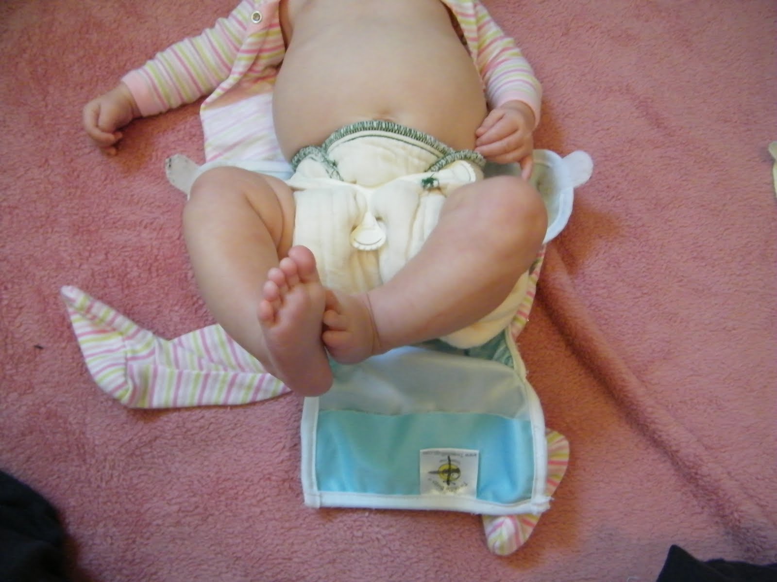 The Arts and Diapers: Part 1: Prefolds and how to use them!