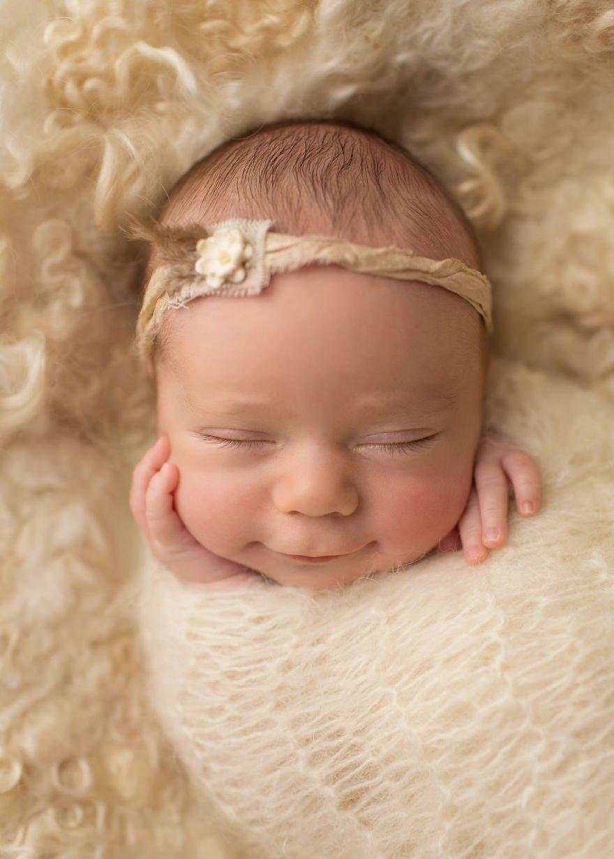 The Purest Smiles Of 25 Adorable Newborn Babies That Will Melt Your Heart