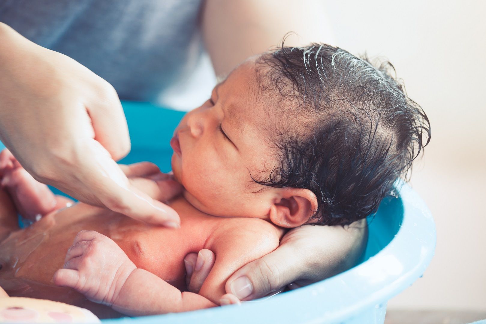 This Is How Often You Should Be Bathing Your Newborn ...