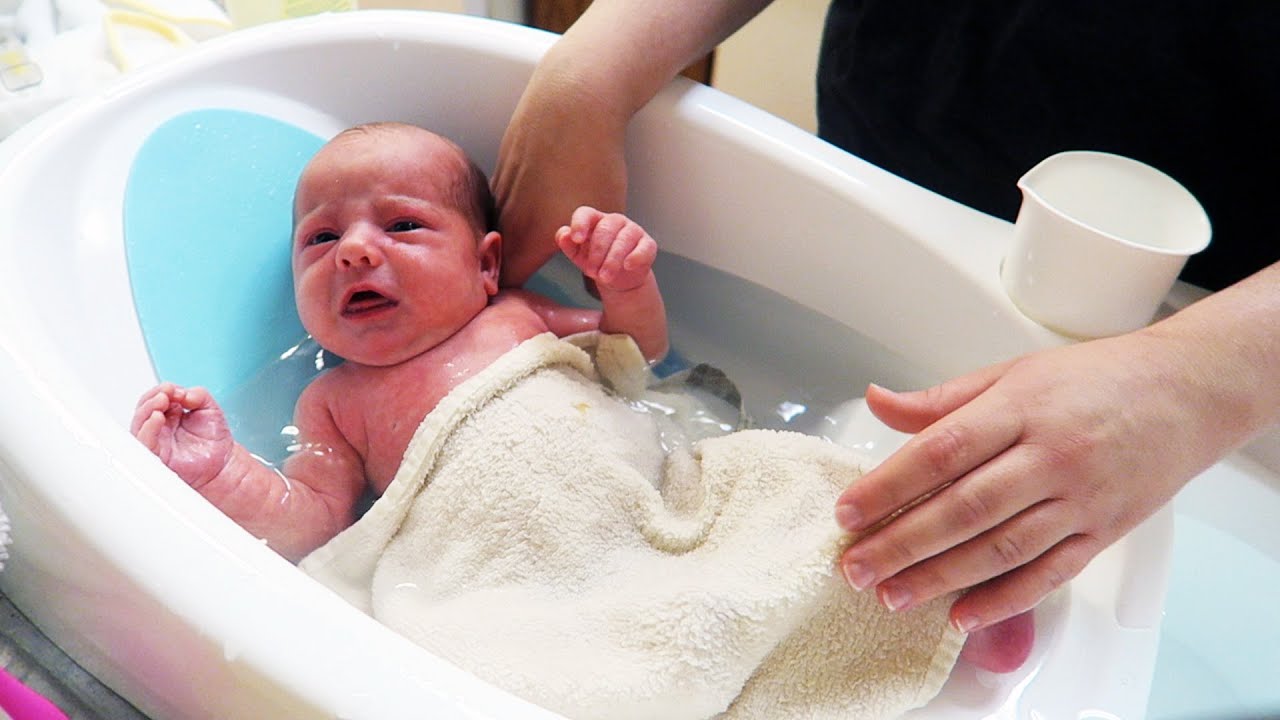 Using our New Baby Bath tub!